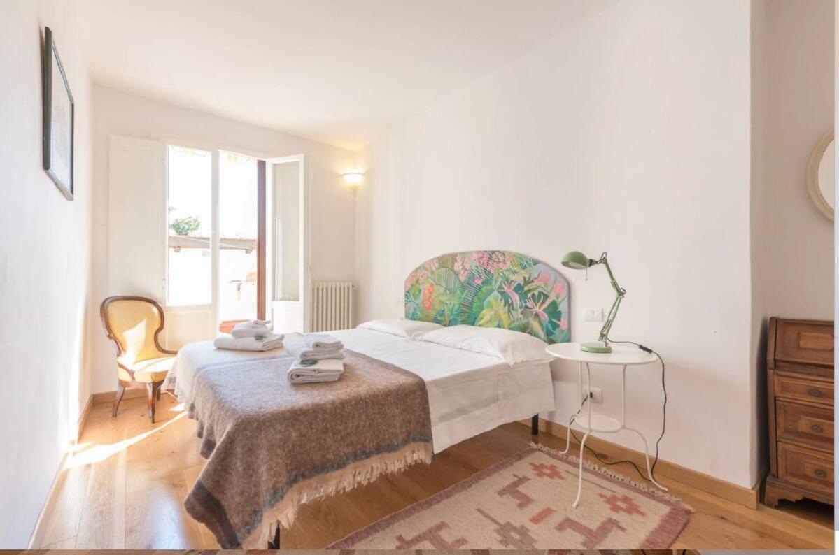 Airy One Bedroom With Terrace Near Palazzo Pitti Florence Extérieur photo
